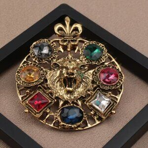 ARATTA SILENT JOURNEY LION BROOCH